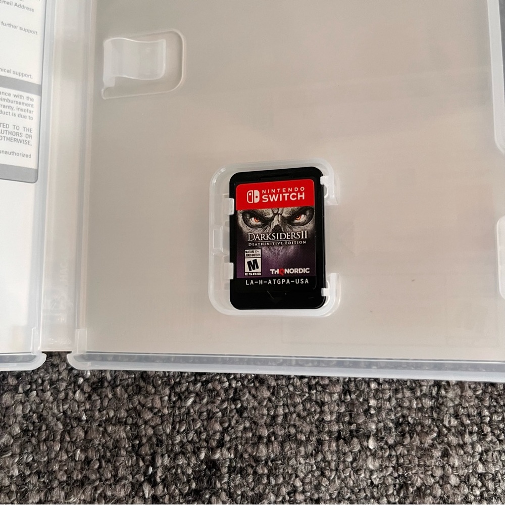 Darksiders II: Deathinitive Edition Nintendo Switch Game - Picture 4 of 4